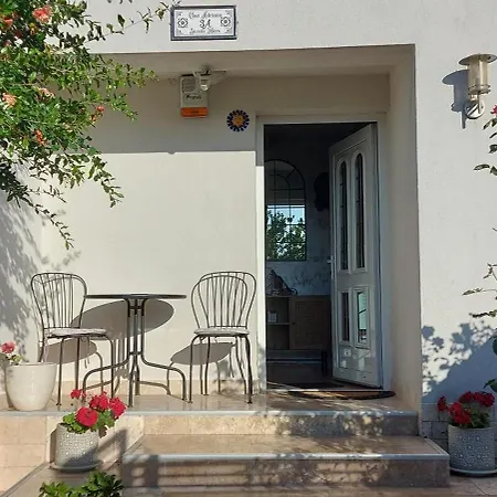 Vendégház Casa Adriana *